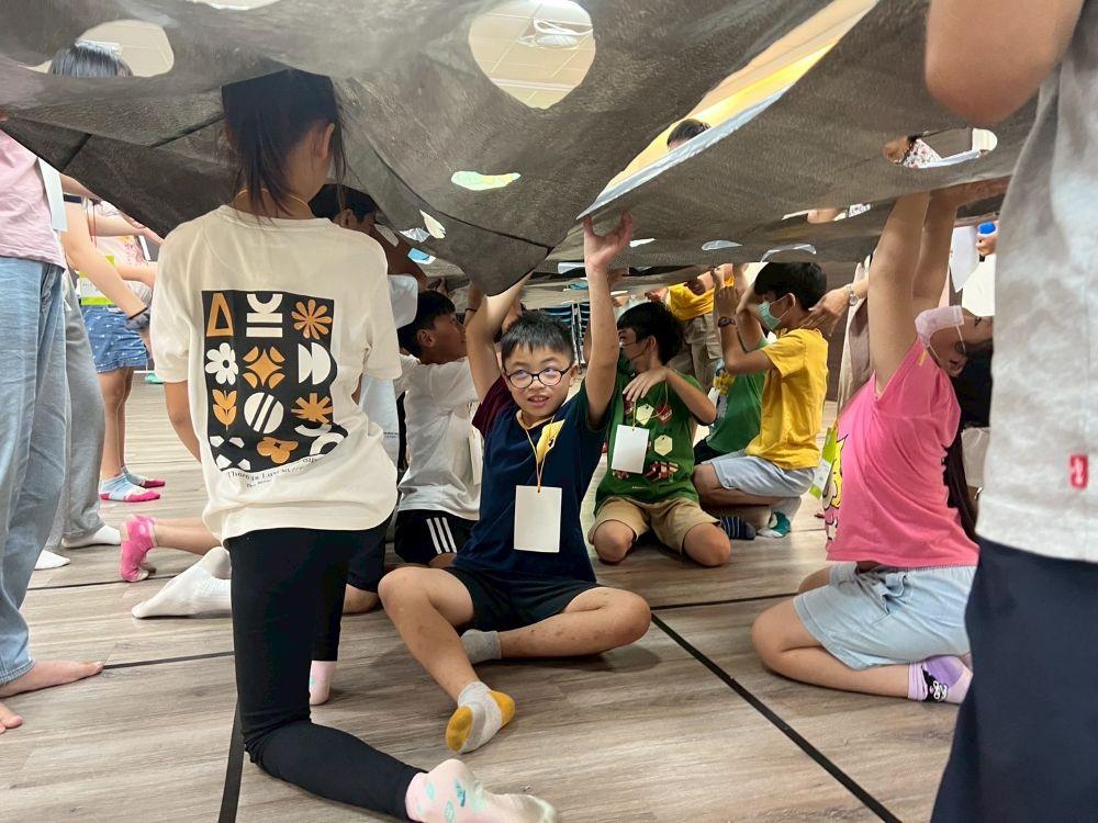 情緒大冒險-兒童梯