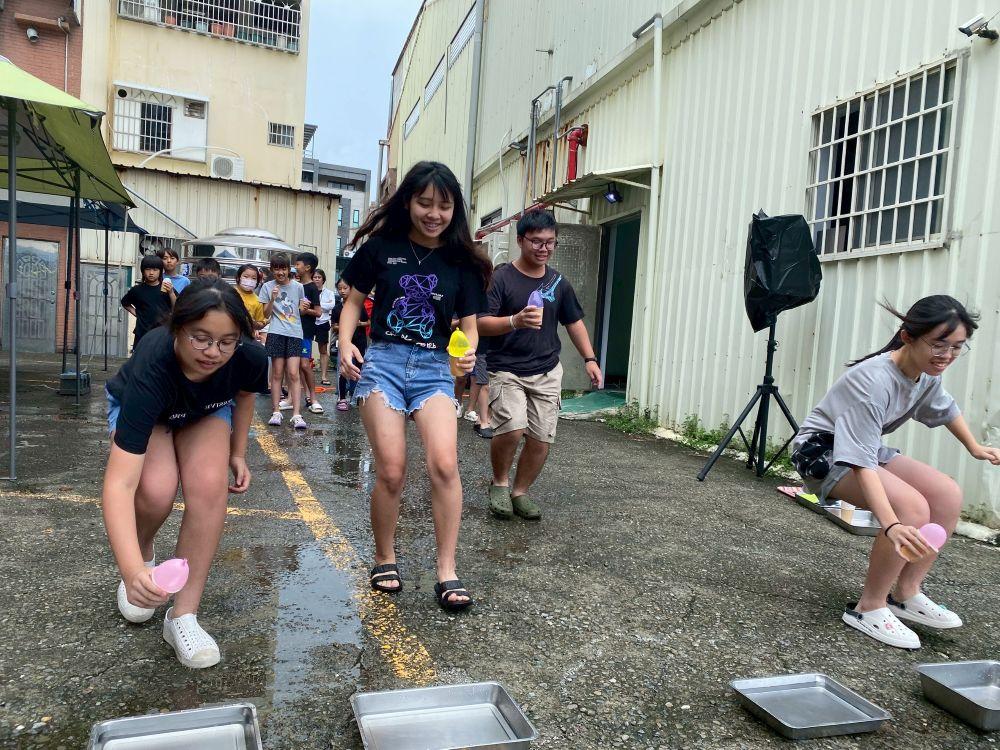 情緒大冒險-兒童梯